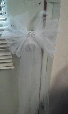 BOWS GAZEBO CHAIRS &PEWS 10 WHITE WITH BLING AS PICTURED RUSH ORDER SALE SALE - Image 1 of 2