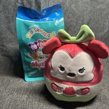 Squishmallow Disney Mystery Squad Scented Plush - Minnie Mouse Watermelon SEALED