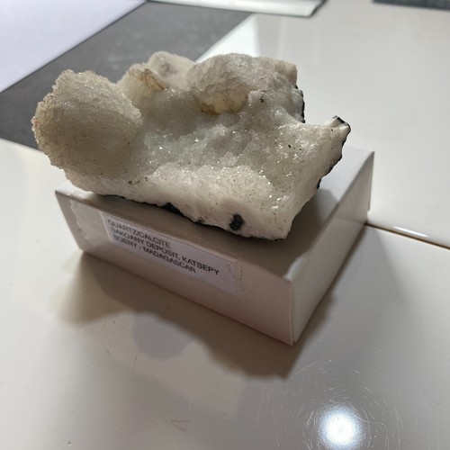 QUARTZ WITH CALCITE UNUSUAL SPECIMEN FROM SAKAONY DEPOSIT MADAGASCAR 117g MF6670 - Picture 12 of 12