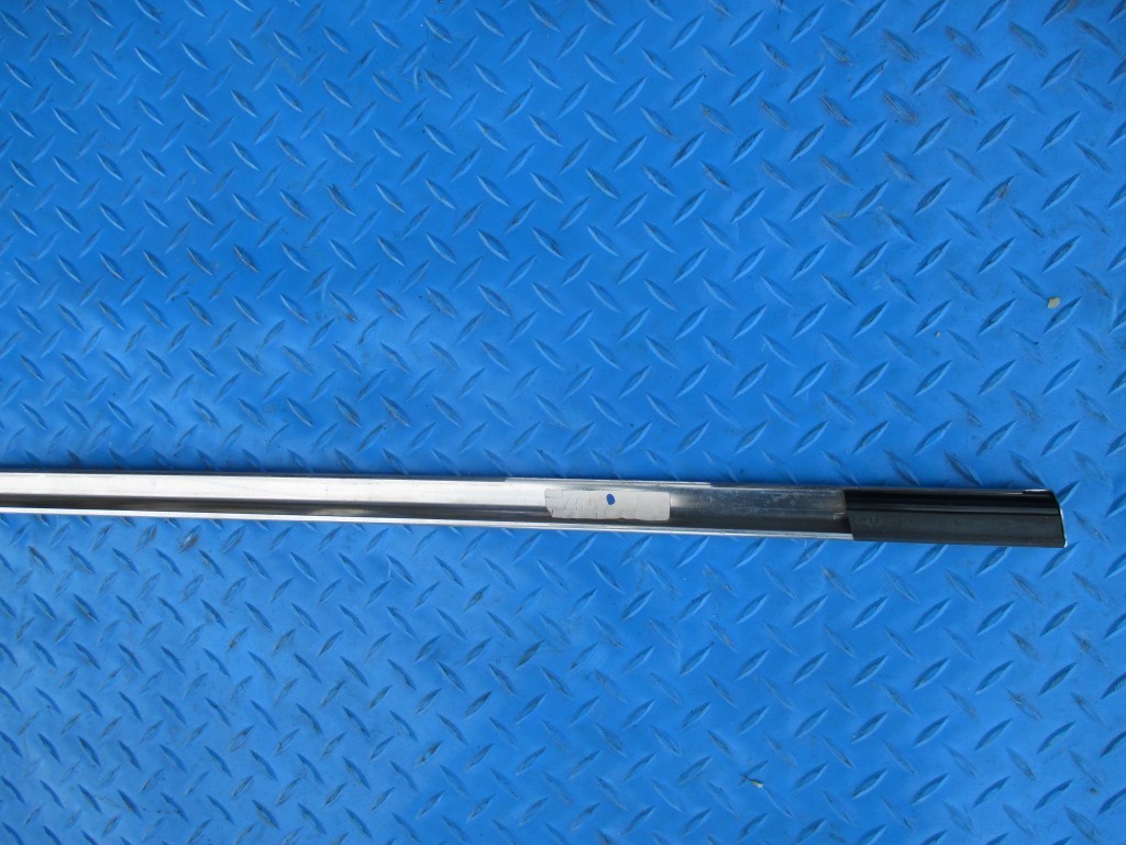 Bentley Mulsanne front left door lower window trim moulding #5458