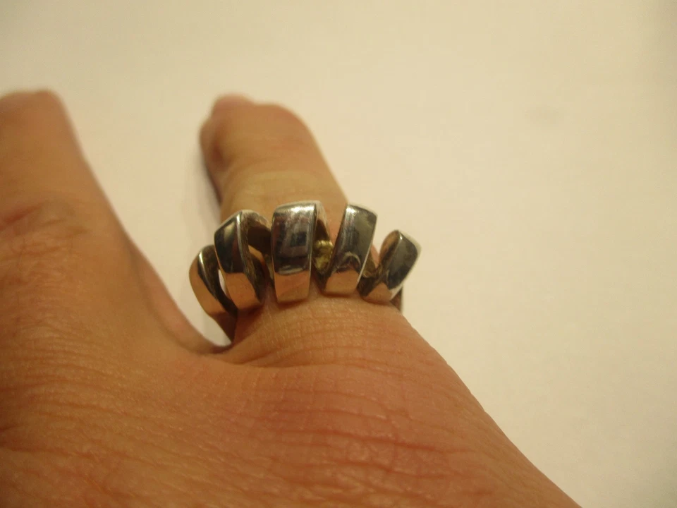 STERLING SILVER  LINKS OF LONDON ENTWINE COCKTAIL RING SIZE L - Image 3 of 3