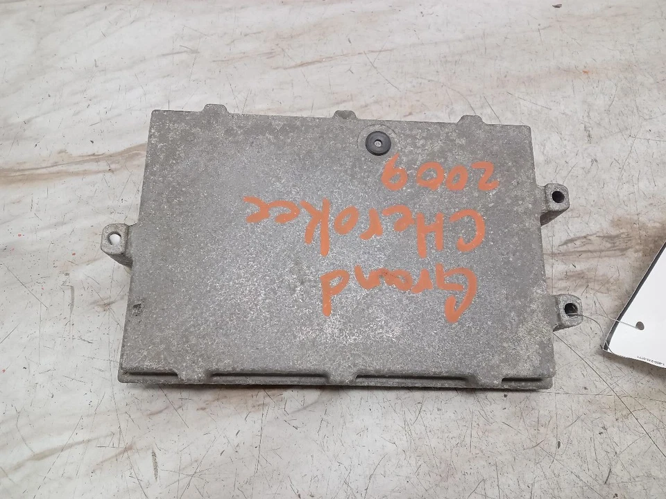 Engine ECM Electronic Control Module Right Hand Fender Fits 09 ASPEN 332153 - Image 2 of 4