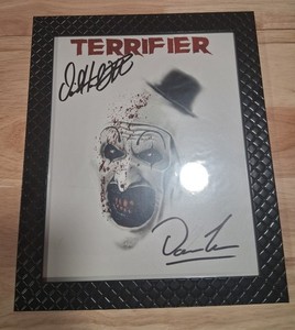 art the clown photo coa  terrifier, david howard thorton, creepy clown