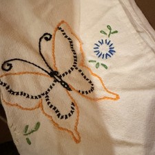 Vintage Set Of Two Butterfly Floral Hand Towels Embroider White