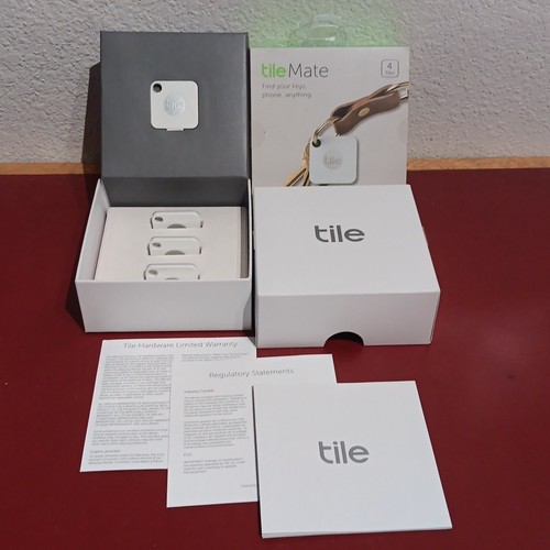 Tile Mate Bluetooth Smart Key/Wallet/Cellphone Item Tracker Finder 4 Pack White