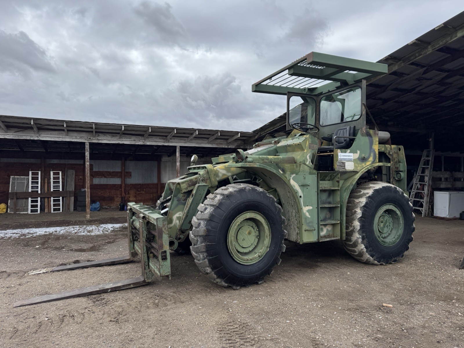 Rough Terrain Forklift