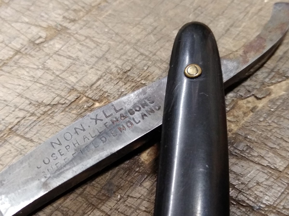 Vtg Joseph Allen & Sons NON XLL Medium Size Hollow Ground Straight