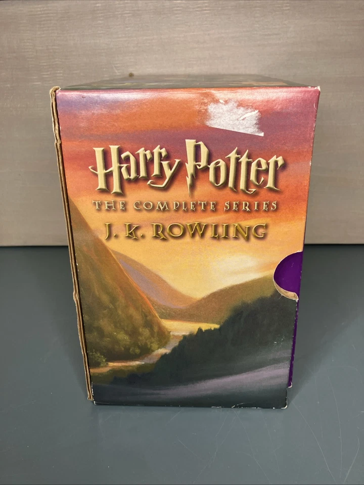 Harry Potter The Complete Series 1-7 Book Set Lot JK Rowling Softback Paperback Foto 2 de 4