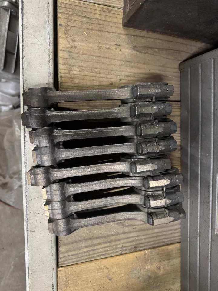 Bielas Chevrolet Chevy 262 265 267 283 305 307 325 396 400 402 SBC BBC Foto 2 de 2