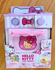 Cookeez Makery Hello Kitty Friends Oven Scented Interactive Plush Trending, NEW
