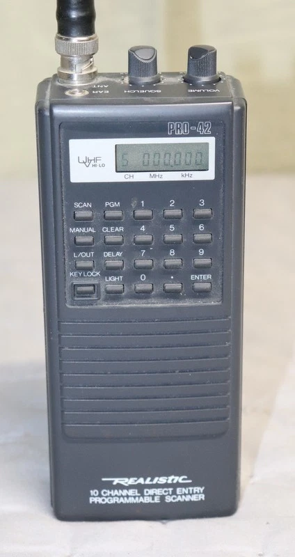 Realistic PRO-42 Model 20-302 Scanner Receiver 10 Channels - Image 2 of 4