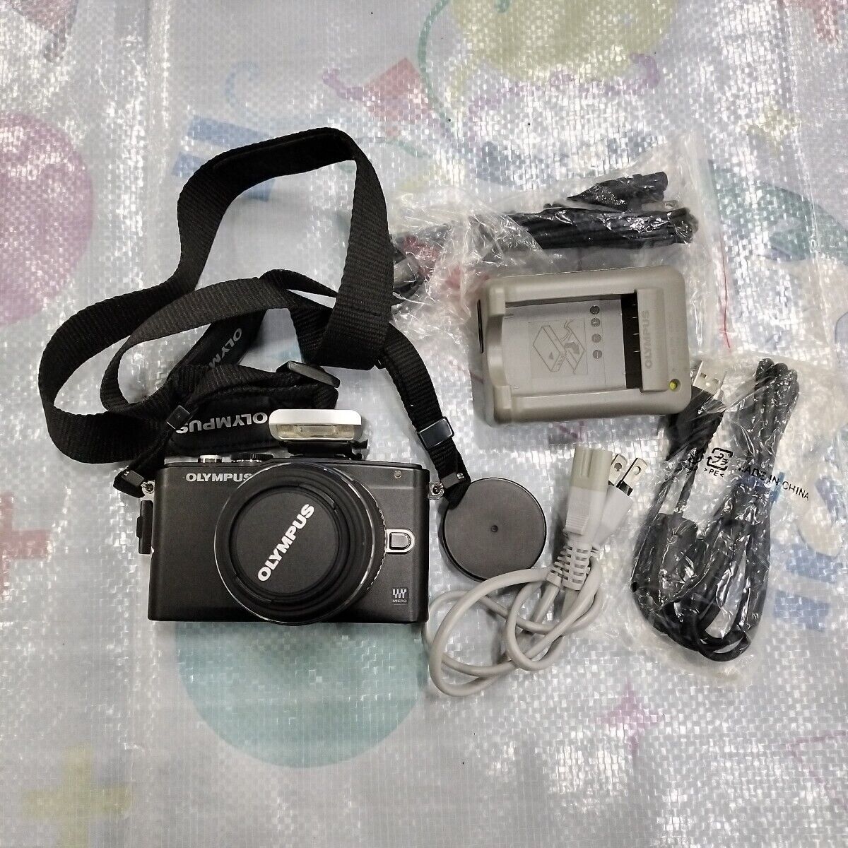Olympus PEN Lite E-PL5 Digital Camera Black M ZUIKO 14-42mm Olympus PEN Lite E-PL5 Digital Camera Black M ZUIKO 14-42mm