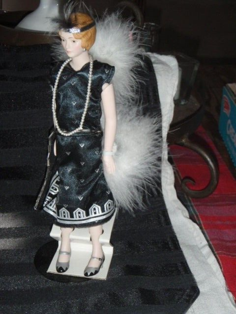Picture 4 of 18