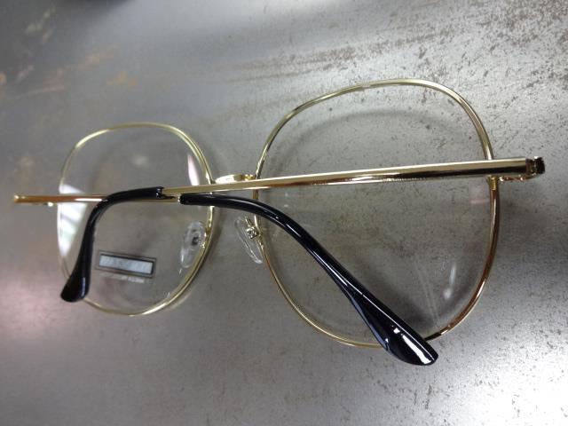 Uomo Classico Vintage 80's Rétro Stile Lenti Trasparenti Occhiali di Uomo Classico Vintage 80's Rétro Stile Lenti Trasparenti Occhiali di