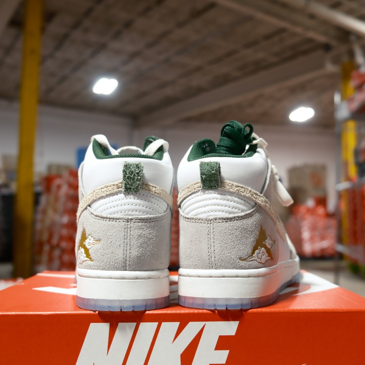 Nike Dunk High Premium San Francisco Chinatown Gold Mountain Nike Dunk High Premium San Francisco Chinatown Gold Mountain