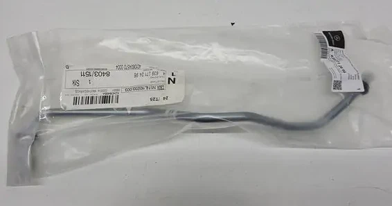 MB VITO W639 Drehmomentwandlergehäuse Ölleitung A6392712496 NEU  