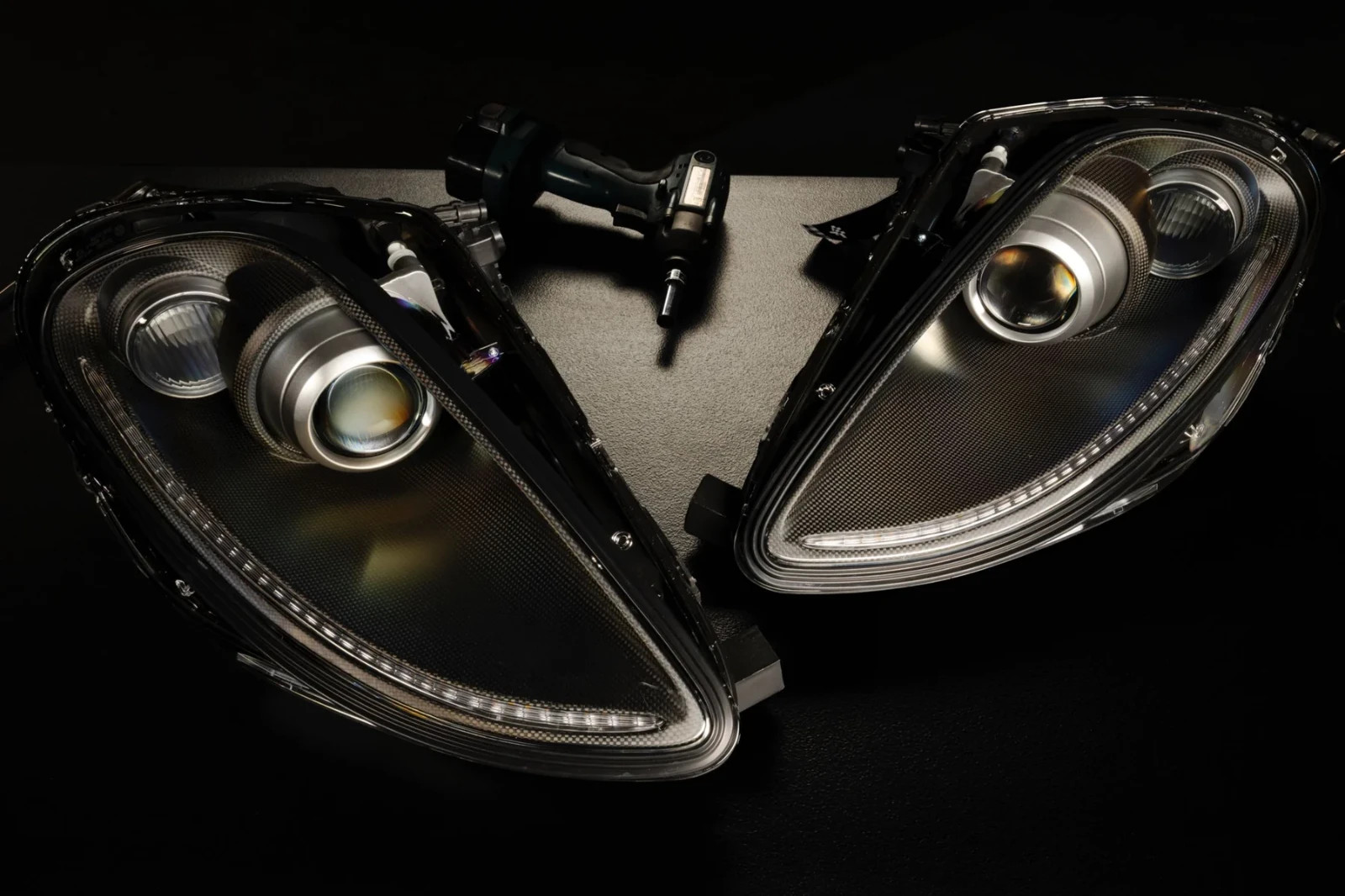 Founders Carbon Fiber HID Headlights For 2005-2010 Ferrari F430 RHD Smoked Lens