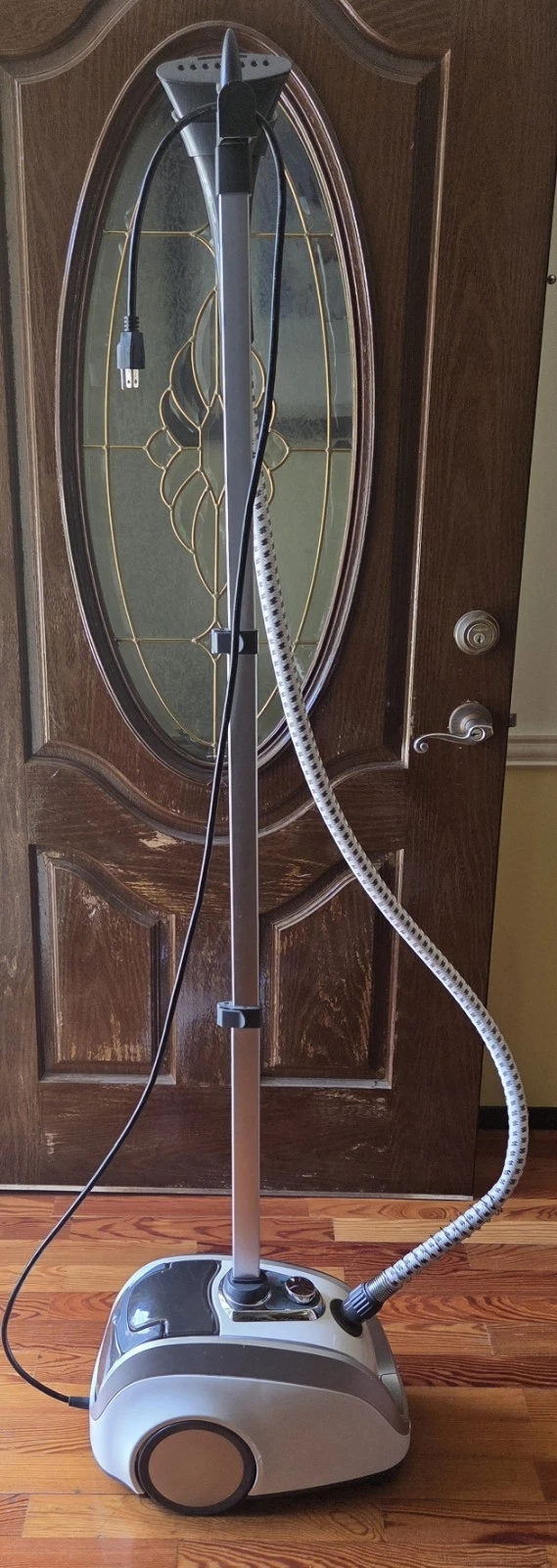 PurSteam PS-937 Garment Steamer 1500W Standing Fabric Steamer Works Great
Opens in a new window or t
