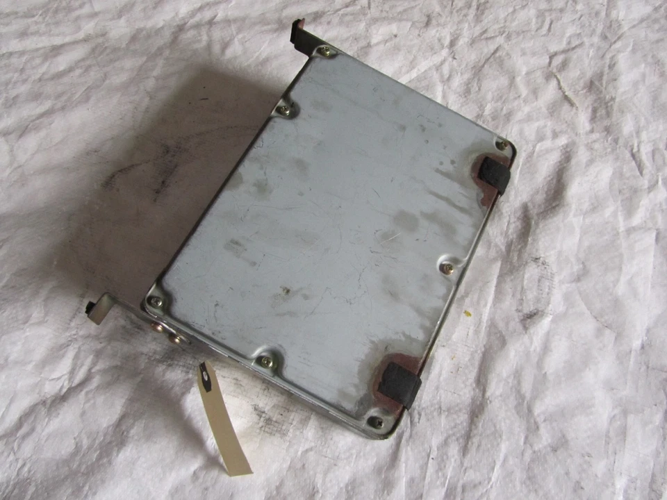 Motor Motor ECM Módulo de Control Electrónico PCM Computadora 1999 LEXUS GS400 Foto 4 de 4