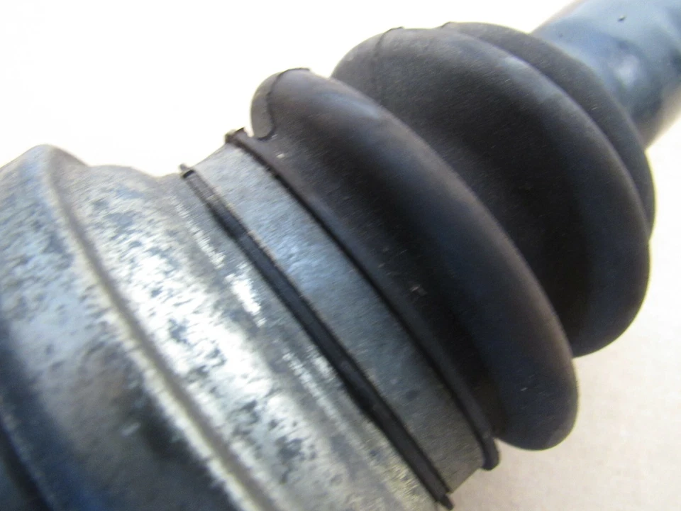 BMW F10 M5 F06 F12 F13 M6 2012-2019 eje trasero derecho eje de salida 40 mm OEM 17528 Foto 3 de 4