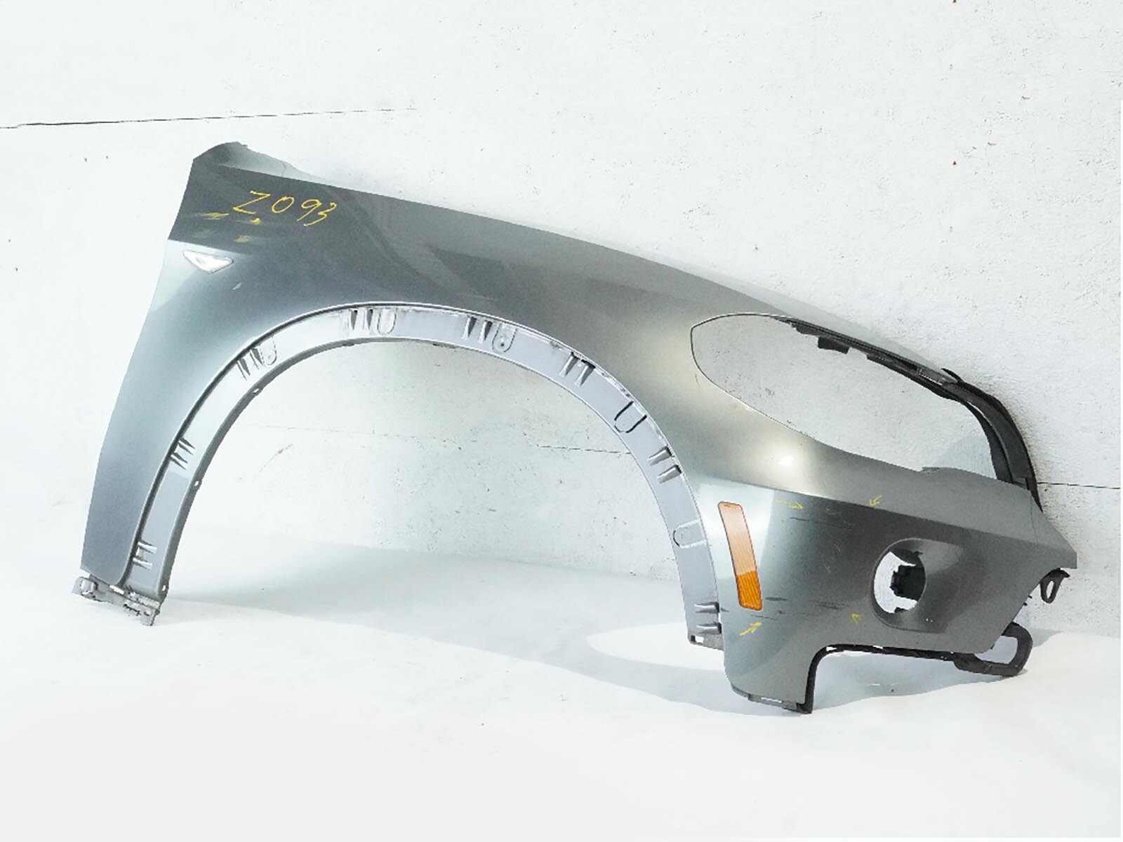 07-10 BMW E70 X5 Fender Front Right OEM 51657178400 for sale