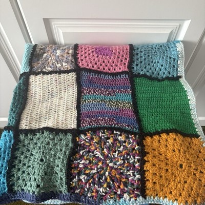 Handgefertigte Häkeldecke bunt gestreift Hippie Wohnmobil 43'' x 40''