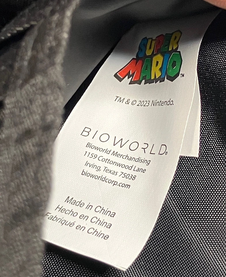 Super Mario Nintendo 2023 Trifold Wallet New Bioworld New Nylon Retro - Image 4 of 4