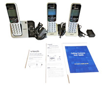 V TECH 3 HAND SET PHONE SYSTEM MODEL L CS5329-3 S/N 58100507911 W/INSTRUCTIONS