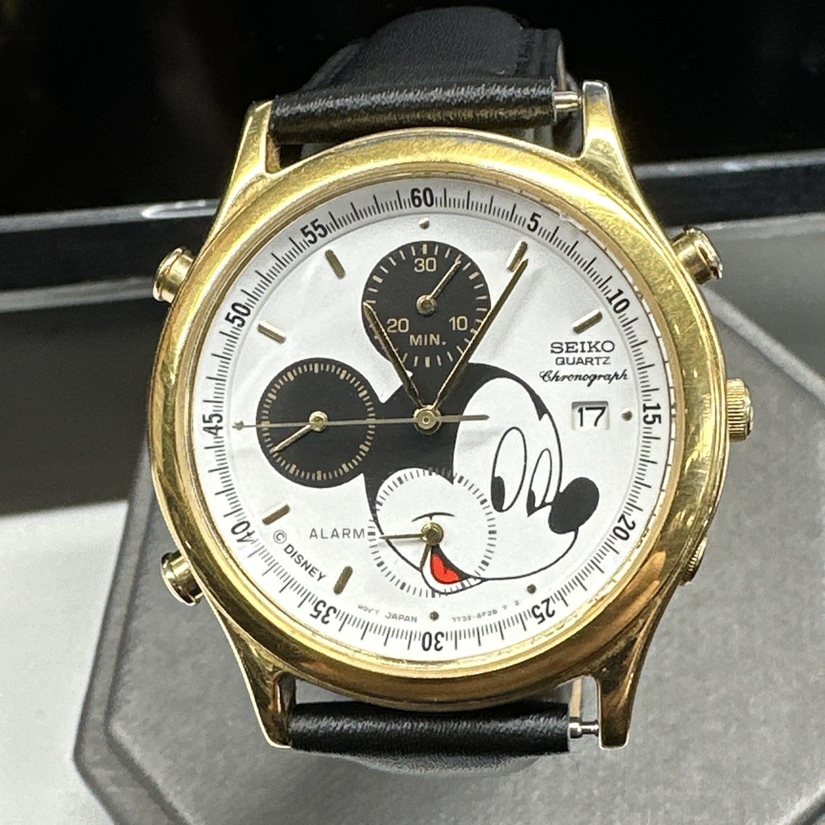 Vtg 1990\'s Seiko Chronograph Quartz Disney Mickey Mouse 7T32-6E99 Wrist Watch Seiko 7t32 6e90 Seiko Mickey Mouse Chronograph Watch Seiko  main image 2