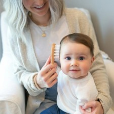Dr. Brown's Healthy Baby Essential Care, Soft  Safe, Baby Brush Plus Comb