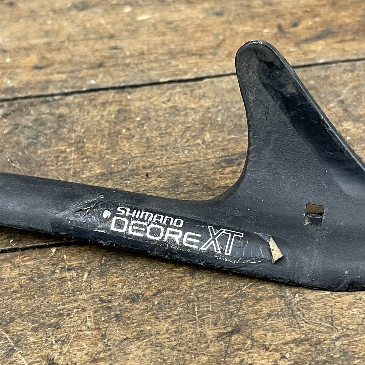 Protège-chaîne Vintage Shimano Deore XT Shark Aileron – VTT Années 80/90 – Noir