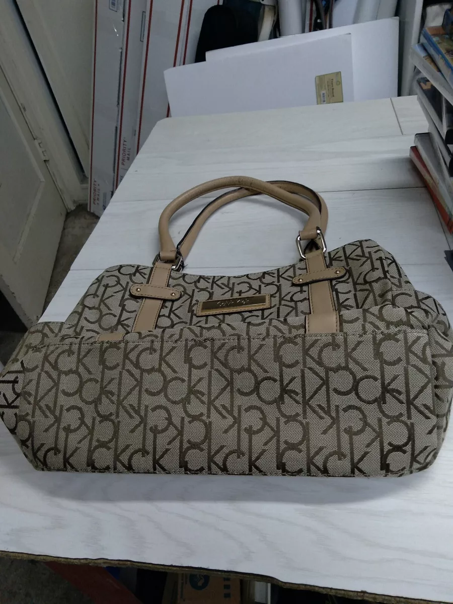 Exclusive reservation Moss Calvin Klein Signature Monogram Leather Handbag White, Camel, Gold Tone Hardware | eBay Exclusive reservation Moss Calvin Klein Signature Monogram Leather Handbag White, Camel, Gold Tone Hardware | eBay
