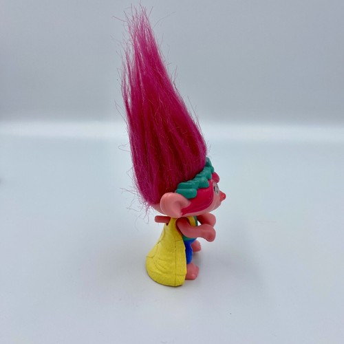 DreamWorks Trolls 2020 Poppy Figurine/Cake Topper Toy - Picture 3 of 4