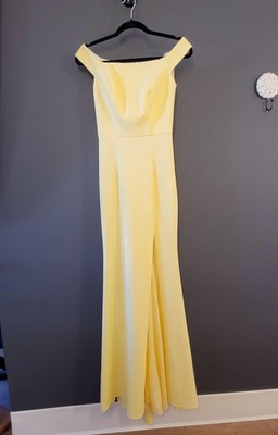 AQUA, NWT,  Long Dress Gown Pale Yellow Mermaid Slit Lined Size 0
