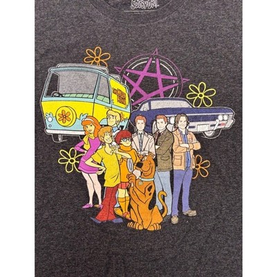 Men's Scooby-Doo! Supernatural The Hunt Team Up Graphic T-shirt Size S Gray