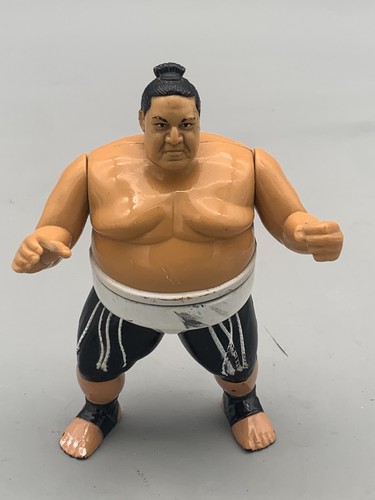 Hasbro WWF Yokozuna Green Card Series 11 Action Fi...