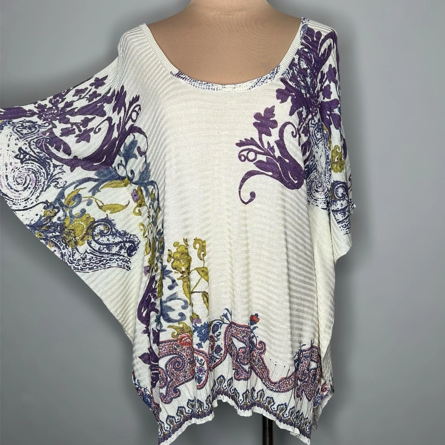 Etro Milano Knitted Silk Poncho Top Medium Women Paisley Designer Sweater Floral