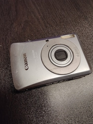 Canon PowerShot SD630 6.0MP Digital ELPH Camera TESTED Works