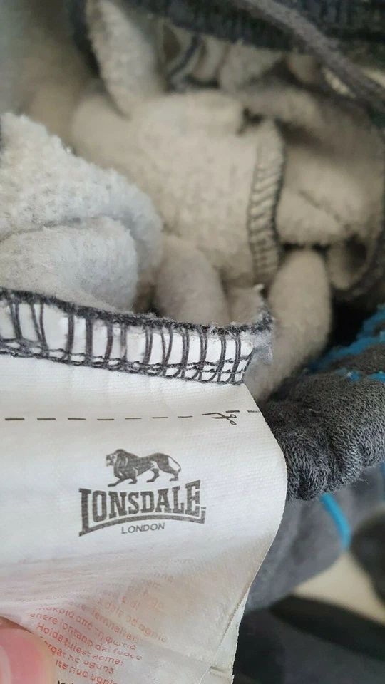 O550 BOYS LONSDALE GREY BLUE TRIM DRAWSTRING TRACKSUIT BOTTOMS UK 11-12 YEARS - Image 3 of 3