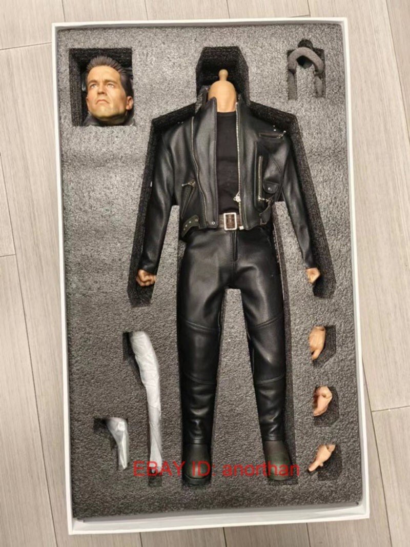 Instant Toys IT-003 Terminator T800 Arnold Clean Version 1/4