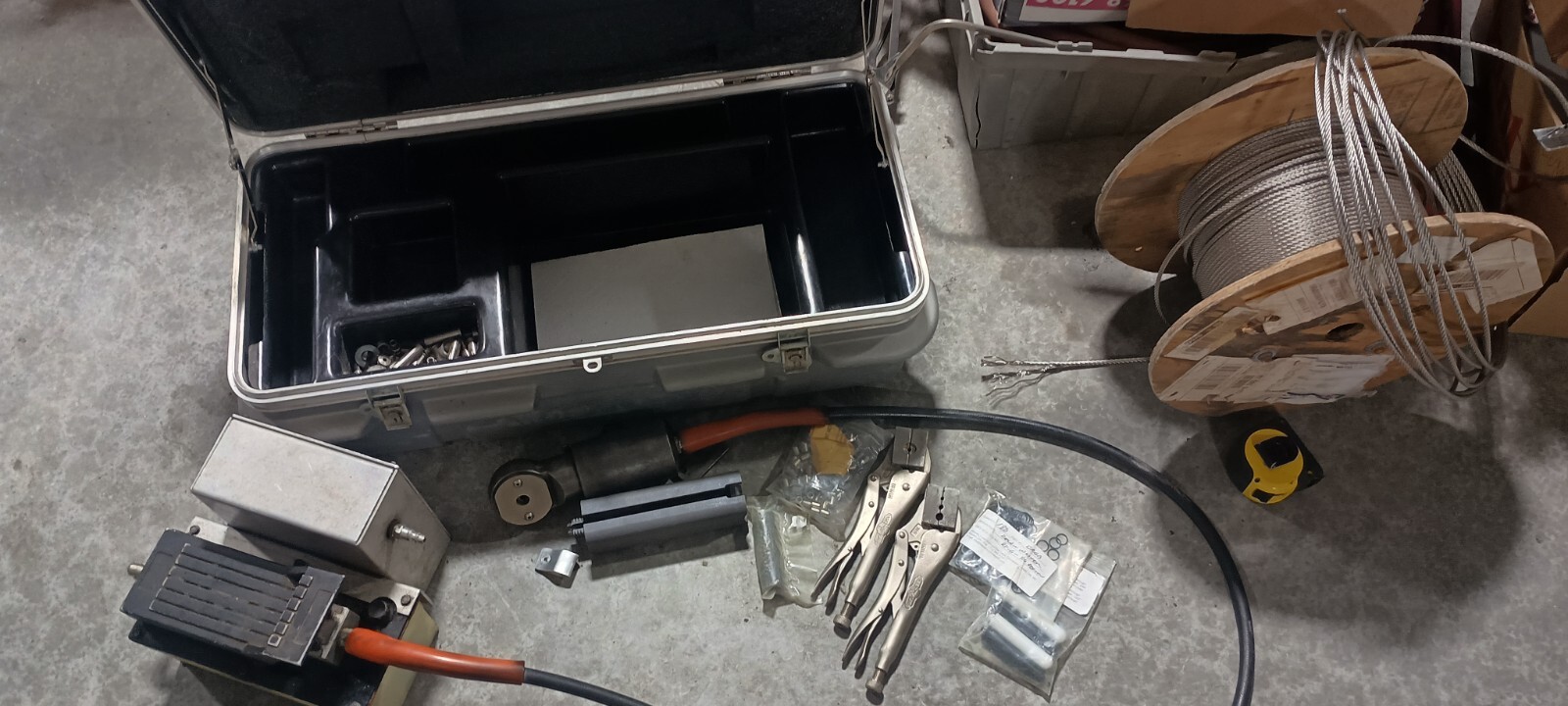 ULTRATEC 610 PNEUMATIC HYDRAULIC SWAGER KIT Stainless Aircraft Cable