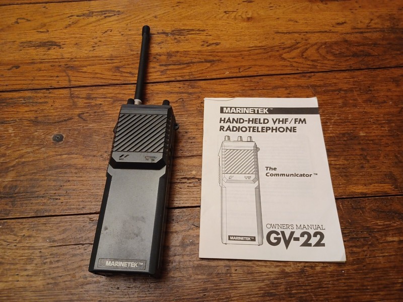  Marinetek VHF/FM Handheld  Radiotelephone
