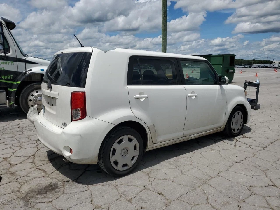 Fuel Pump Assembly Fits 08-15 SCION XB 2521437 - Image 3 of 4
