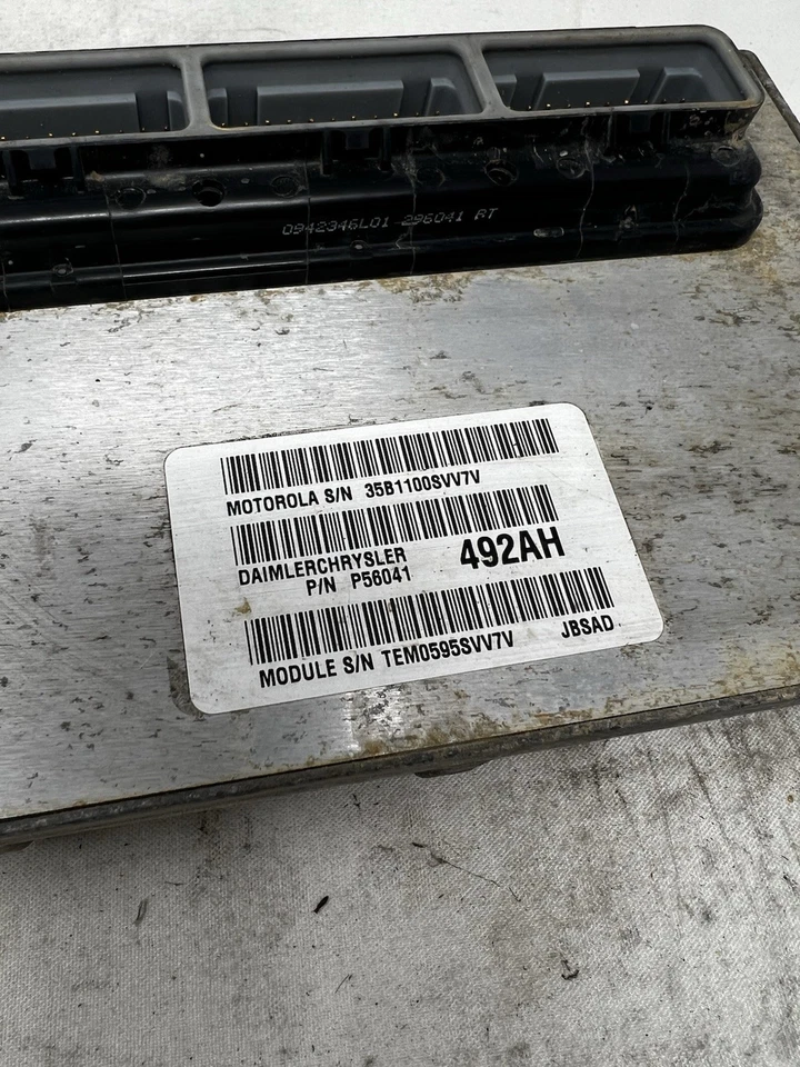 Jeep Cherokee Wrangler XJ TJ 1999 4,0 ECU motor computador ECM P56041492AH Foto 2 de 4