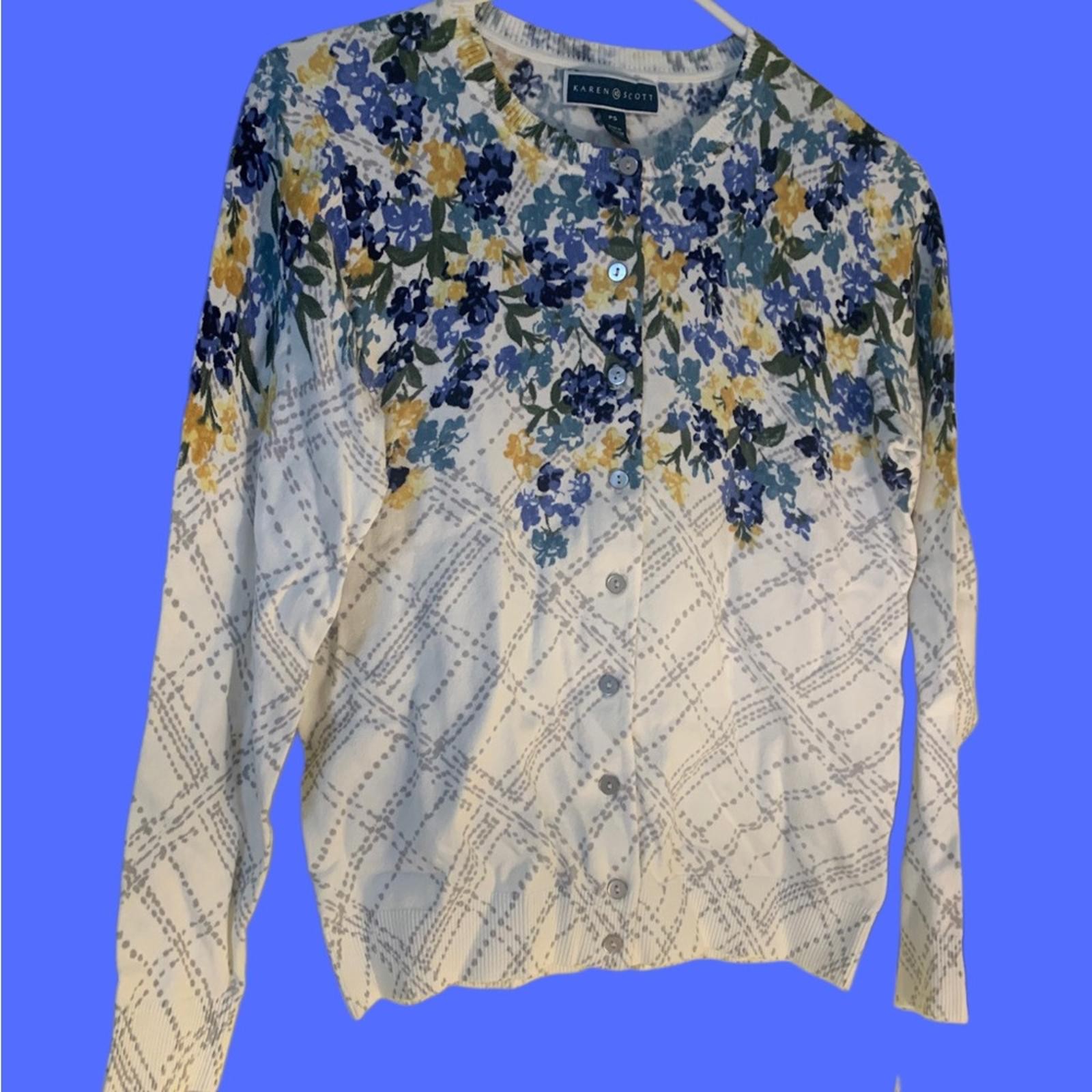 Karen Scott Floral Patterned Cardigan