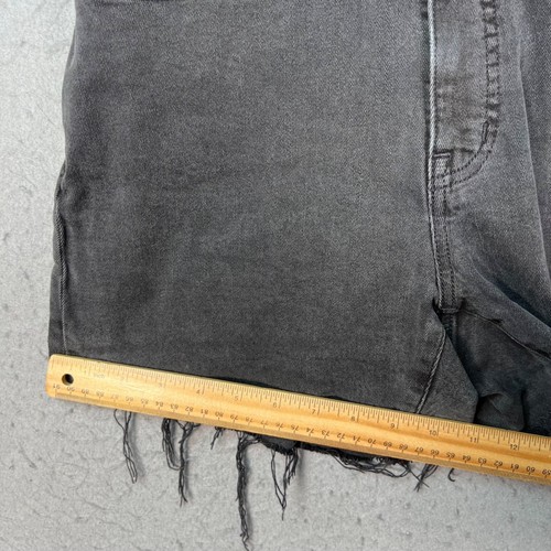 Short femme Madewell taille 27 courbé taille haute noir denim froncé ourlet - Photo 9 sur 11