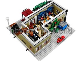 LEGO 10243 Creator Parisian Restaurant - 2469 Pieces Brand New Sealed