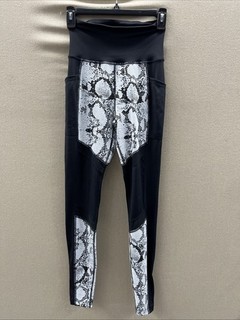 Blanc Noir Pants Women’s Size XS Performance athletic leggings