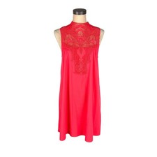Chelsea28 Red Crochet Lace Bib Mock Neck Sleeveless Shift Dress Medium