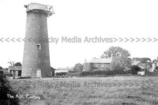 Bce-19 The Windmill, Corton, Lowestoft, Suffolk. Photo